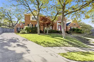 812 Lakeview Ct E, Crowley, TX 76036 - Photo 33