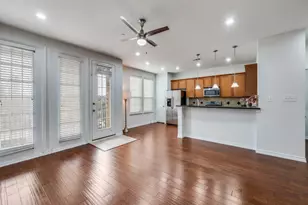 950 Henderson St, Fort Worth, TX 76102 - Photo 3