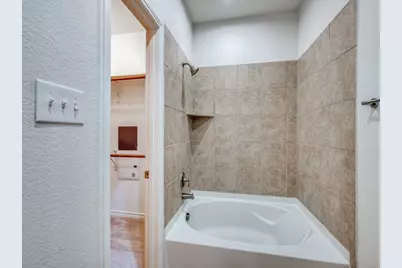 950 Henderson Street, Fort Worth, TX 76102 - Photo 9