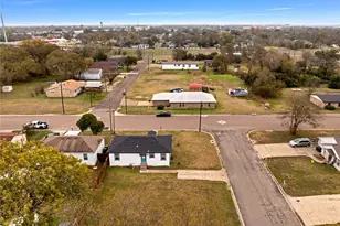 1600 Faulkner Ln, Waco, TX 76704 - Photo 23