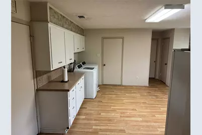 1910 Jefferson Street, Commerce, TX 75428 - Photo 13