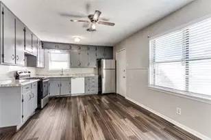 2705 W Fuller Ave, Fort Worth, TX 76133 - Photo 7