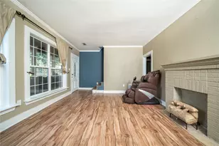 301 Thompson St, Kilgore, TX 75662 - Photo 7