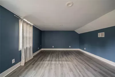 301 Thompson Street, Kilgore, TX 75662 - Photo 17