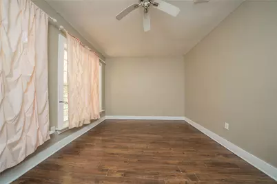 301 Thompson Street, Kilgore, TX 75662 - Photo 15