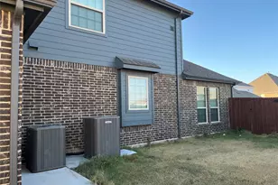 2409 Park Oaks Dr, Midlothian, TX 76065 - Photo 5