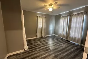 414 W Jefferson St, Van Alstyne, TX 75495 - Photo 3