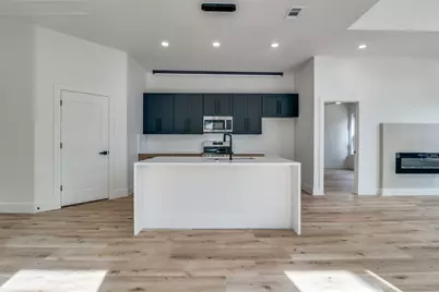 407 Bobbie Street, Dallas, TX 75203 - Photo 7