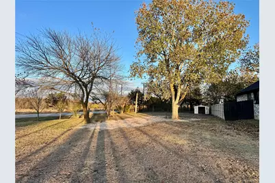 511 Beavers Drive, Southmayd, TX 75092 - Photo 1