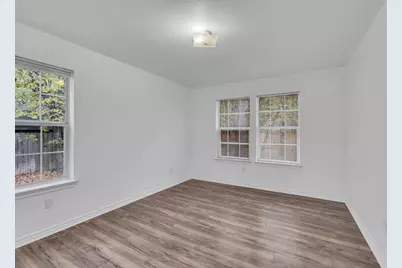 4818 Blue Water Circle, Granbury, TX 76049 - Photo 19