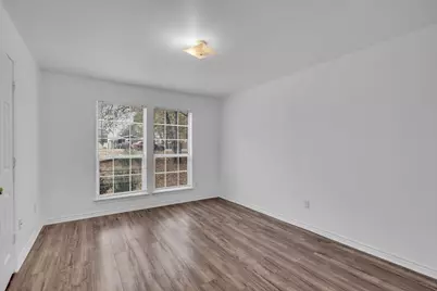 4818 Blue Water Circle, Granbury, TX 76049 - Photo 17