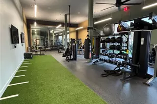 300 N McDonald St, McKinney, TX 75069 - Photo 19