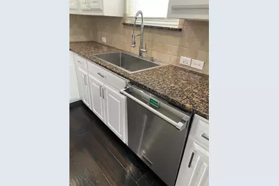 2920 Pinehurst, Grand Prairie, TX 75104 - Photo 11