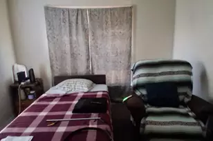 1015 E Morphy St, Fort Worth, TX 76104 - Photo 15