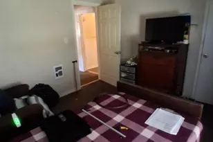 1015 E Morphy St, Fort Worth, TX 76104 - Photo 9