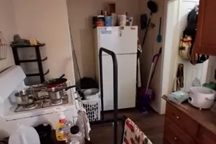 1015 E Morphy St, Fort Worth, TX 76104 - Photo 7