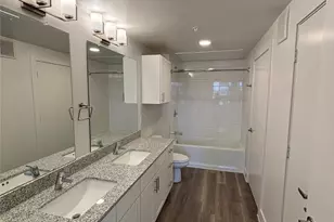 300 N McDonald St, McKinney, TX 75069 - Photo 13