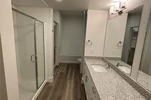 300 N McDonald St, McKinney, TX 75069 - Photo 15