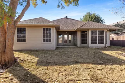 6136 Lochmoor Drive, Fort Worth, TX 76179 - Photo 13