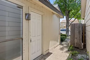 2853 Capella Cir, Garland, TX 75044 - Photo 5