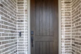 829 Boardwalk Wy, Little Elm, TX 76227 - Photo 3