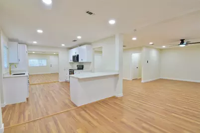 2605 Coble Court, Bedford, TX 76021 - Photo 11