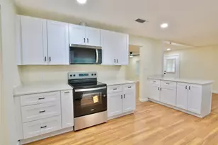 2605 Coble Ct, Bedford, TX 76021 - Photo 7