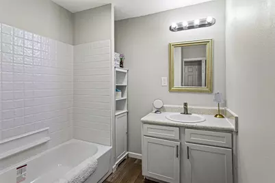 5528 Lake View Drive, Granbury, TX 76048 - Photo 17