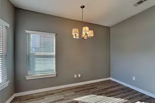 1553 Fiji St, Dallas, TX 75203 - Photo 5