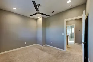 1553 Fiji St, Dallas, TX 75203 - Photo 15