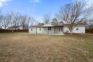 202 Blocker St, Bridgeport, TX 76426 - Photo 11