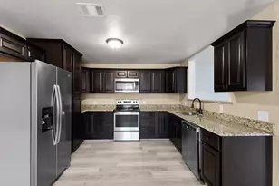 202 Blocker St, Bridgeport, TX 76426 - Photo 19