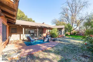 1806 Country Club Dr, Sweetwater, TX 79556 - Photo 37