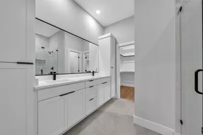 302 W Coral Way, Grand Prairie, TX 75051 - Photo 27