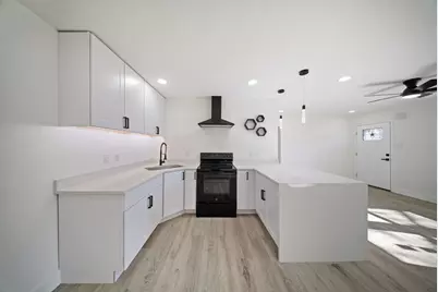 1817 Newton Street, Arlington, TX 76010 - Photo 7