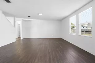 1404 Cherokee Rose Ln, Burleson, TX 76028 - Photo 17