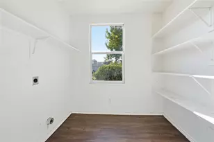 1404 Cherokee Rose Ln, Burleson, TX 76028 - Photo 31