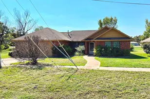 505 E Broad St, Forney, TX 75126 - Photo 1