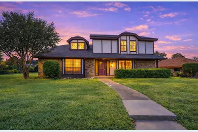 4 Hickory Hills Boulevard, Hickory Creek, TX 75065 - Photo 1