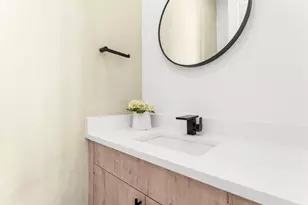 2019 N Prairie Ave, Dallas, TX 75204 - Photo 25