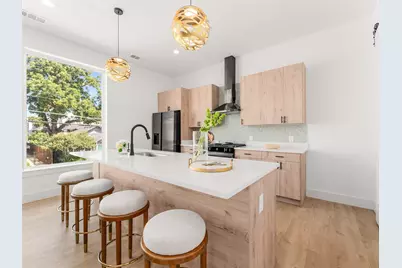 2019 N Prairie Avenue #207, Dallas, TX 75204 - Photo 5