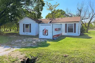 507 E Broad St, Forney, TX 75126 - Photo 1