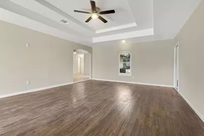 2821 N Bell Avenue, Denton, TX 76209 - Photo 3
