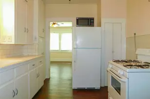 812 N Elm St, Denton, TX 76201 - Photo 11