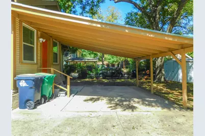 812 N Elm Street, Denton, TX 76201 - Photo 21