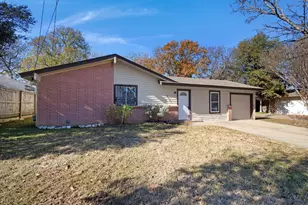 2821 N Bell Ave, Denton, TX 76209 - Photo 3