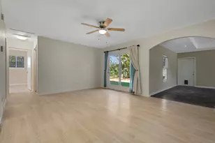 2821 N Bell Ave, Denton, TX 76209 - Photo 5