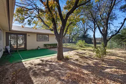 2821 N Bell Avenue, Denton, TX 76209 - Photo 19