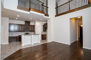 4127 Cascade Sky Dr, Arlington, TX 76005 - Photo 5