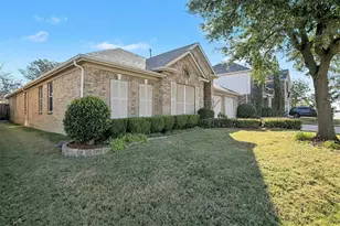 4900 Breezewind Ln, Fort Worth, TX 76123 - Photo 3